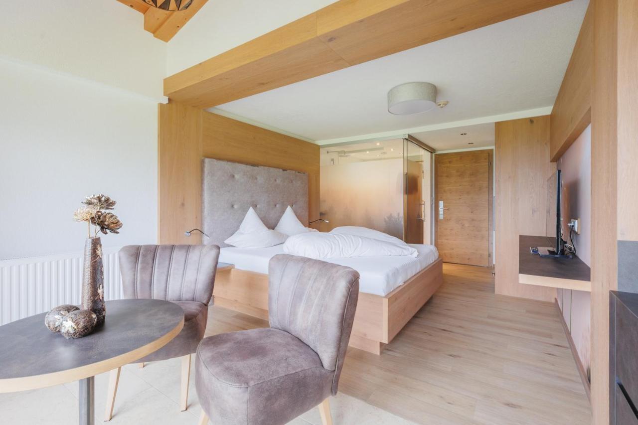 Hin&Weg Das Aparthotel Ried im Zillertal Exterior foto